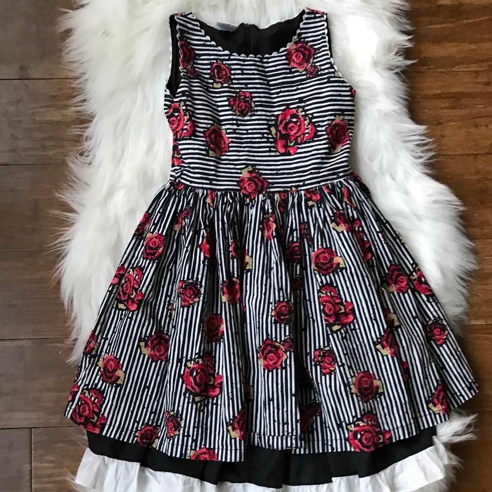 Little Miss black and white dress red flower sz 12